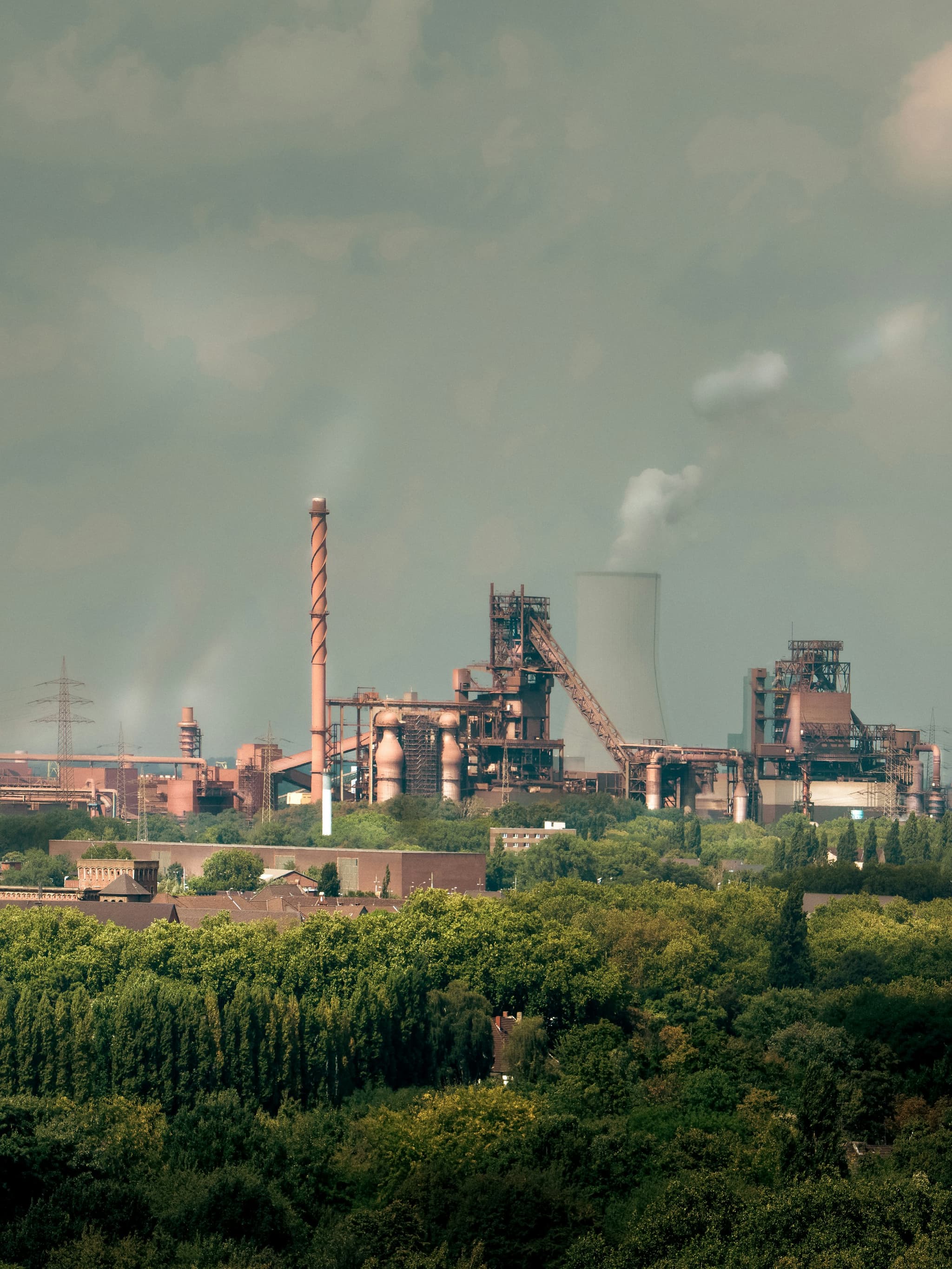 Historical Chemical Conglomerate Breakups Offer Lessons for Future Agrochemical Divestitures